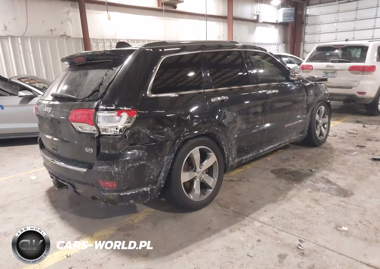 2015 Jeep Grand Cherokee Overland VIN:1C4RJFCT7FC822475 - 4