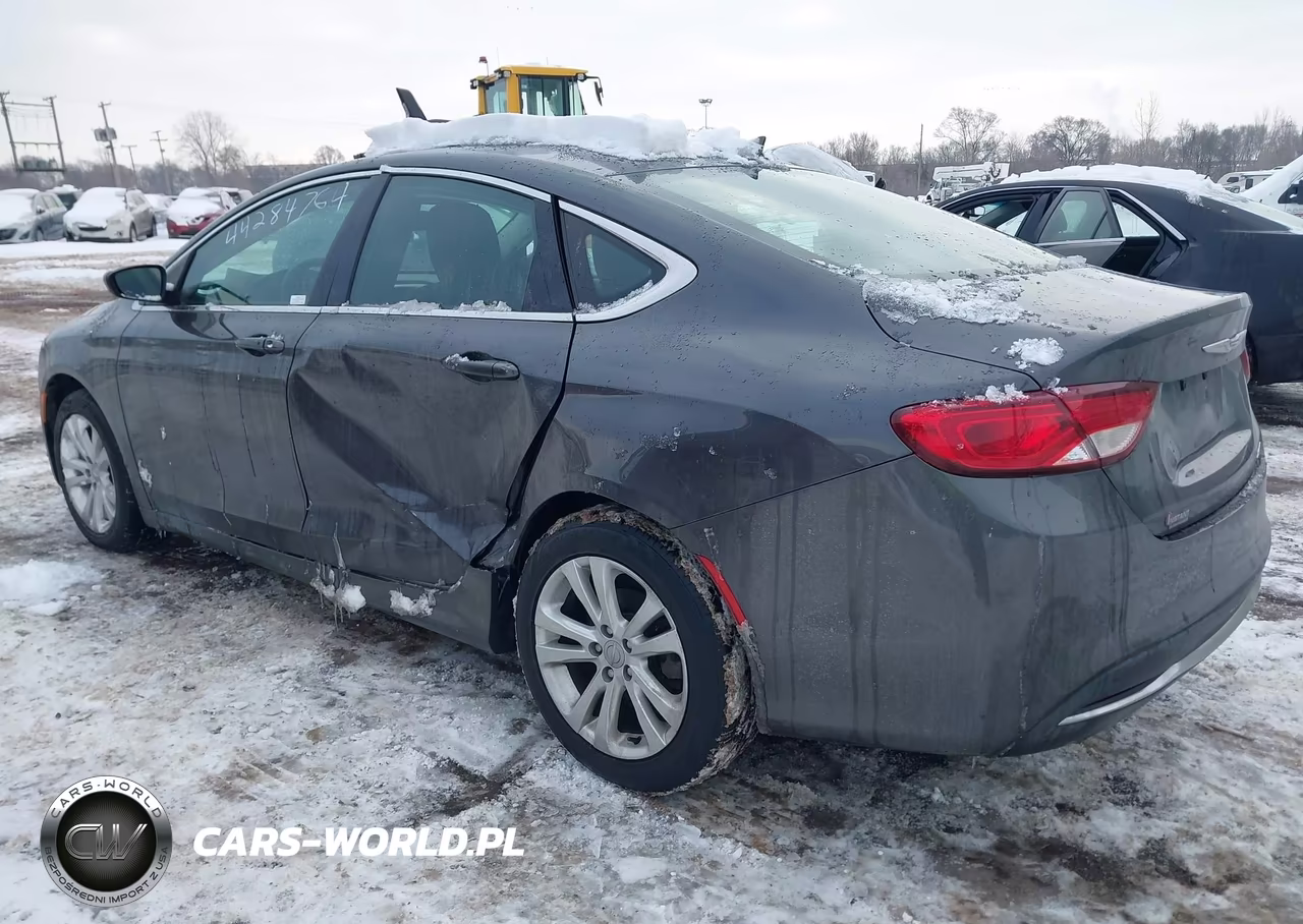 2016 Chrysler 200 Limited VIN:1C3CCCAB2GN141899 - 3