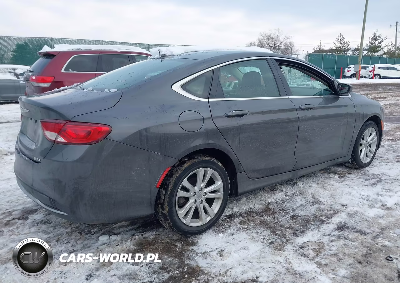 2016 Chrysler 200 Limited VIN:1C3CCCAB2GN141899 - 4