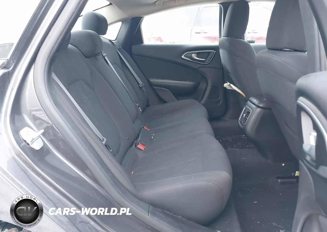 2016 Chrysler 200 Limited VIN:1C3CCCAB2GN141899 - 8