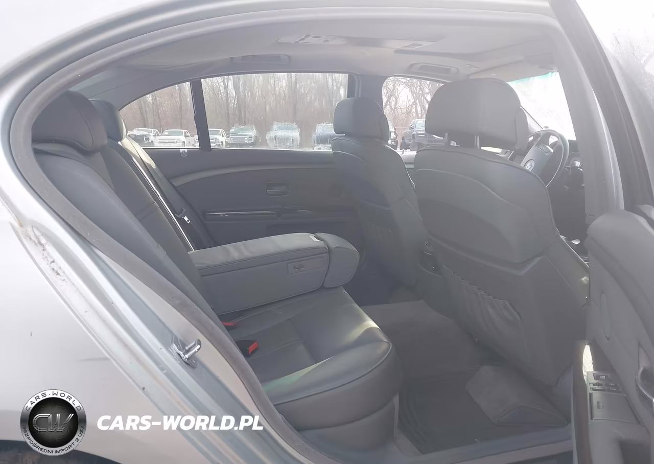2002 BMW 745Li VIN:WBAGN63452DR05568 - 8