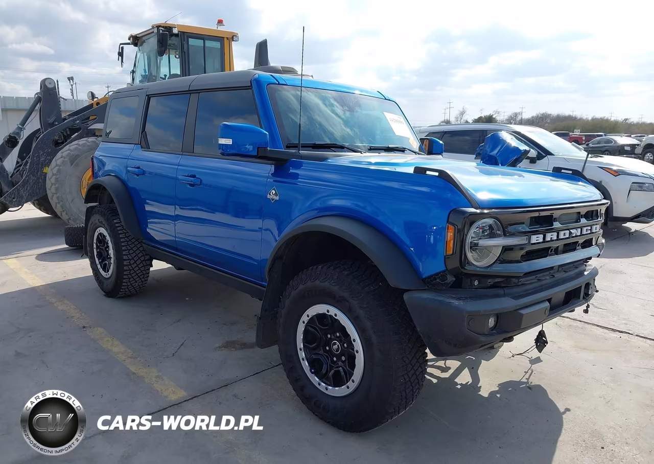 2024 Ford Bronco Outer Banks