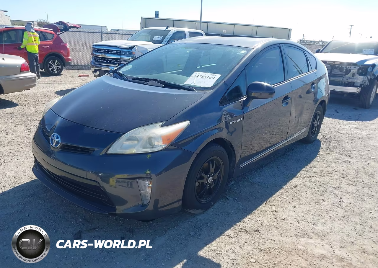 2014 Toyota Prius Three VIN:JTDKN3DU6E1779902 - 2