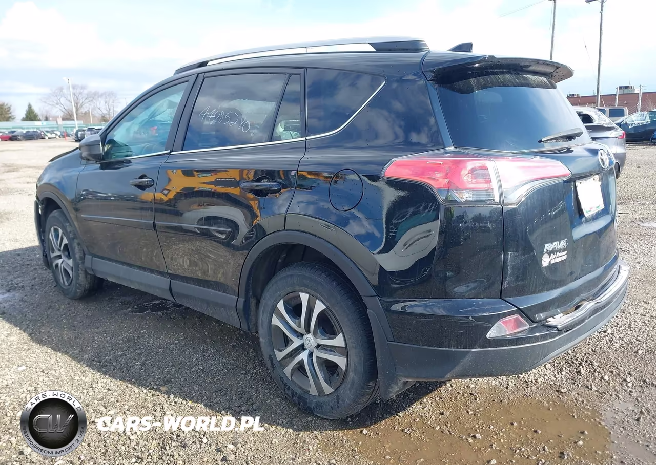 2017 Toyota Rav4 Le VIN:2T3BFREV6HW553971 - 3