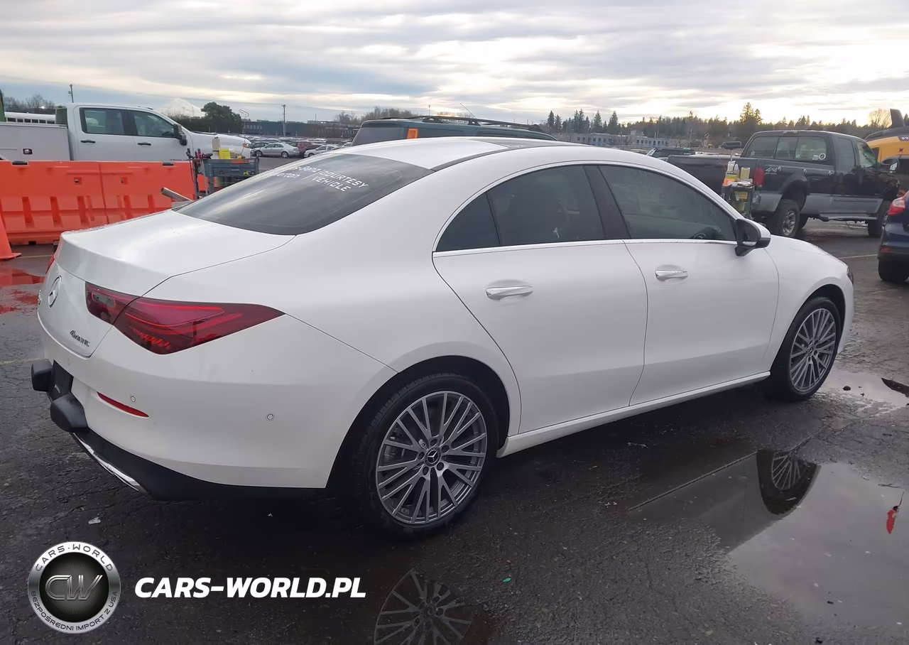 2025 Mercedes-Benz Cla 250 Coupe 4Matic VIN:W1K5J4HB2SN504304 - 4