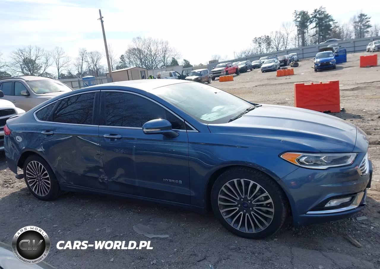 2018 Ford Fusion Hybrid Titanium VIN:3FA6P0RU9JR192442 - 13