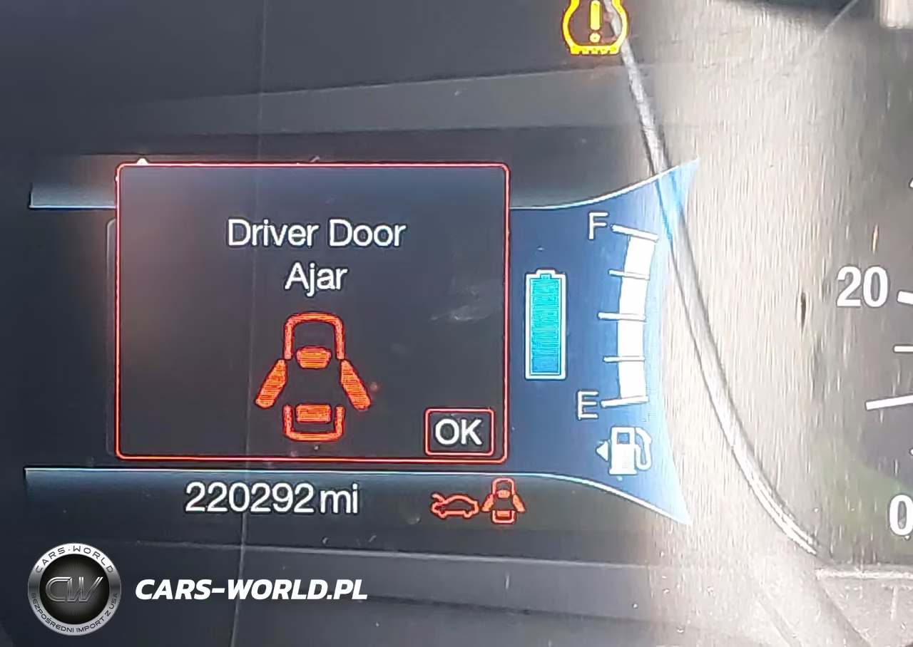 2018 Ford Fusion Hybrid Titanium VIN:3FA6P0RU9JR192442 - 15