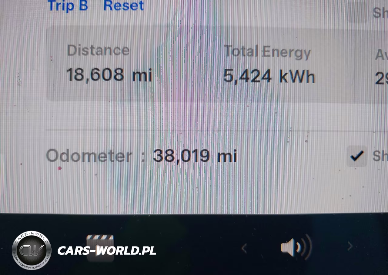 2022 Tesla Model Y Performance Dual Motor All-Wheel Drive VIN:7SAYGDEF3NF390140 - 15
