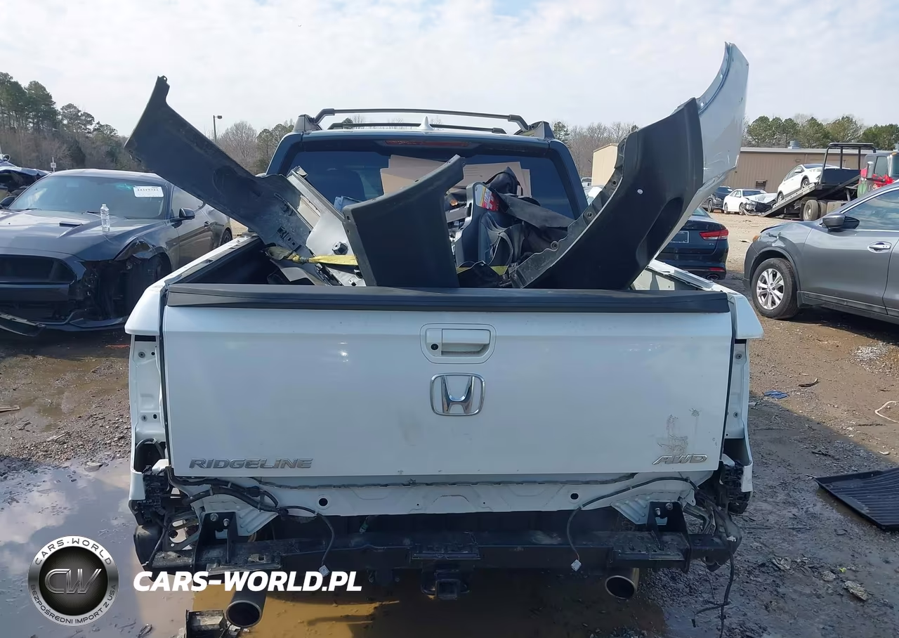 2023 Honda Ridgeline Black Edition VIN:5FPYK3F86PB052652 - 17