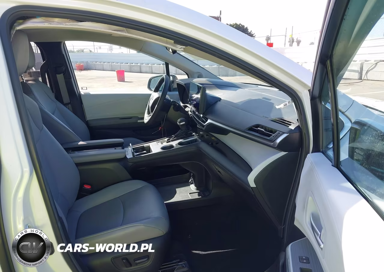 2025 Toyota Sienna Xle VIN:5TDJRKEC5SS253341 - 5