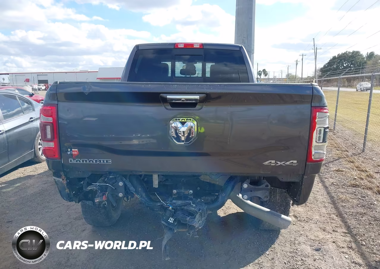 2021 Ram 2500 Laramie 4X4 6'4 Box VIN:3C6UR5FL1MG525874 - 16