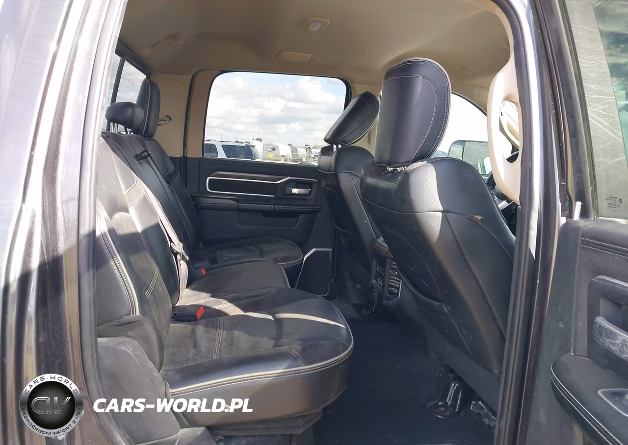 2021 Ram 2500 Laramie 4X4 6'4 Box VIN:3C6UR5FL1MG525874 - 8