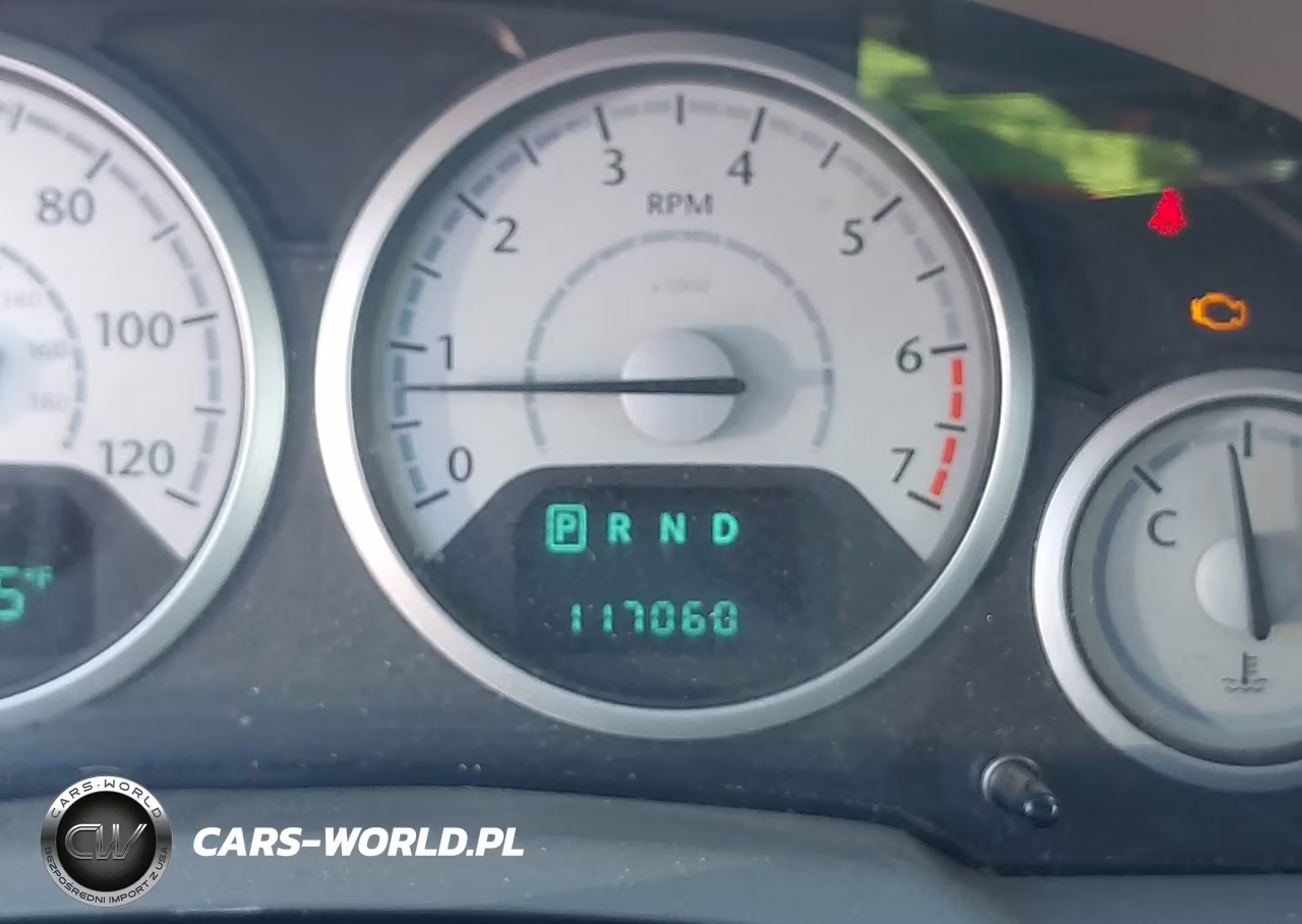 2008 Chrysler Town & Country Touring VIN:2A8HR54P88R682780 - 7