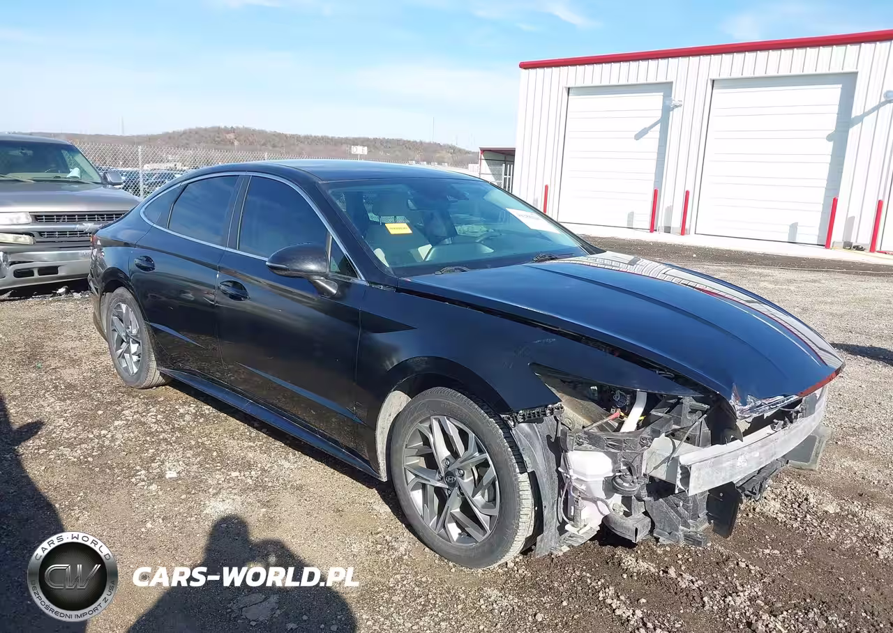 2022 Hyundai Sonata Sel