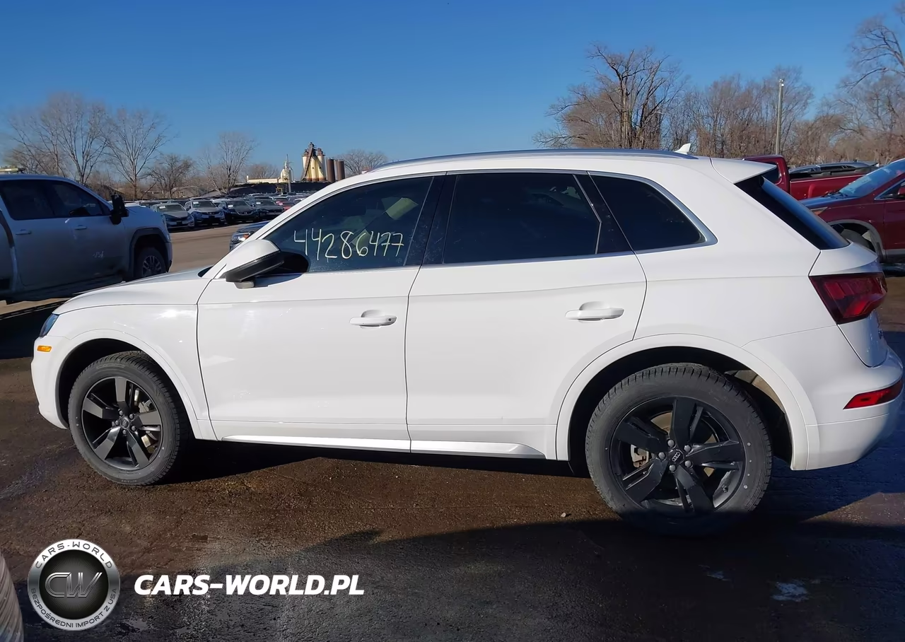 2018 Audi Q5 2.0T Premium VIN:WA1BNAFY0J2120037 - 14