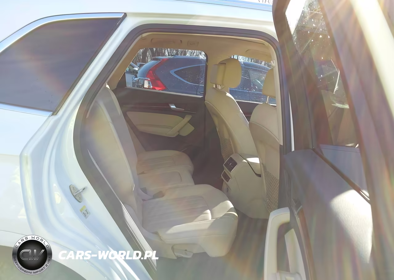 2018 Audi Q5 2.0T Premium VIN:WA1BNAFY0J2120037 - 8