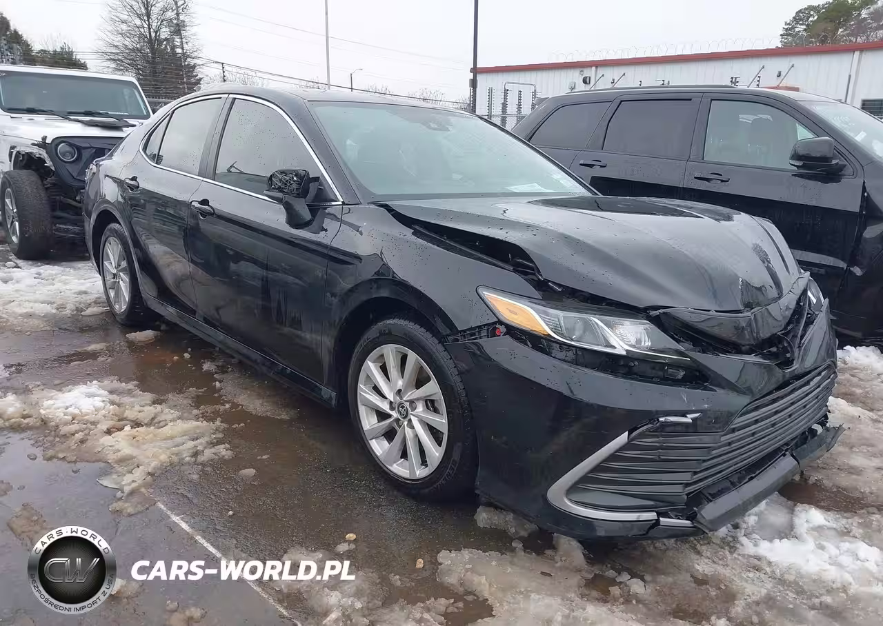 2023 Toyota Camry Le
