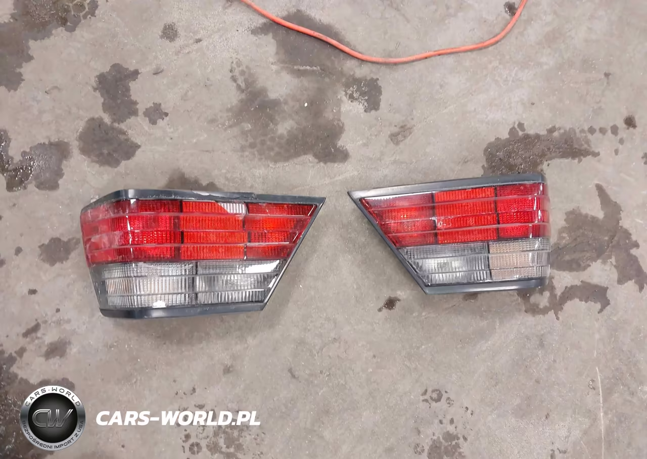 1994 Mercedes-Benz E 320 VIN:WDBEA52E1RC014928 - 12