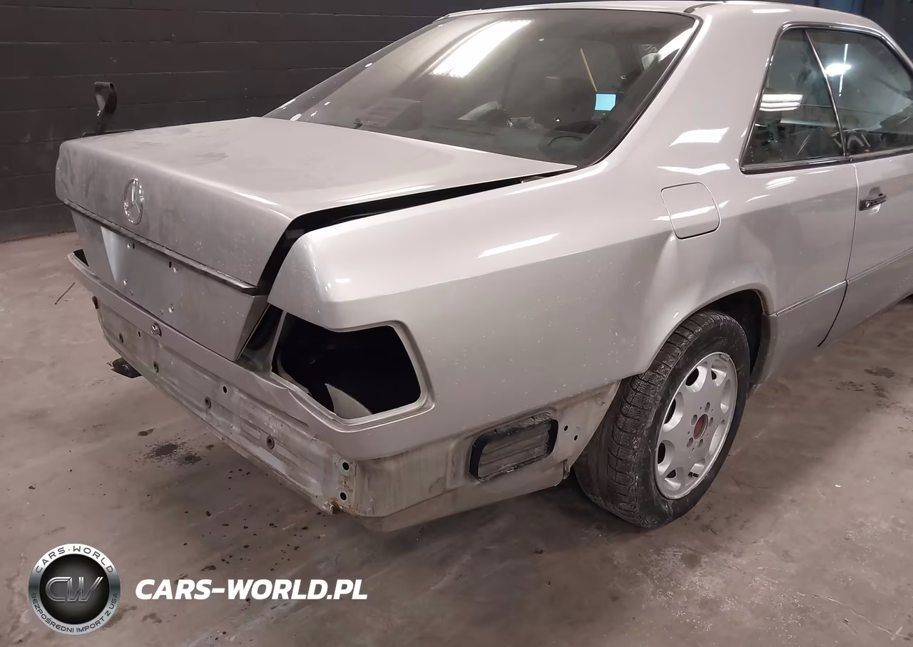 1994 Mercedes-Benz E 320 VIN:WDBEA52E1RC014928 - 6