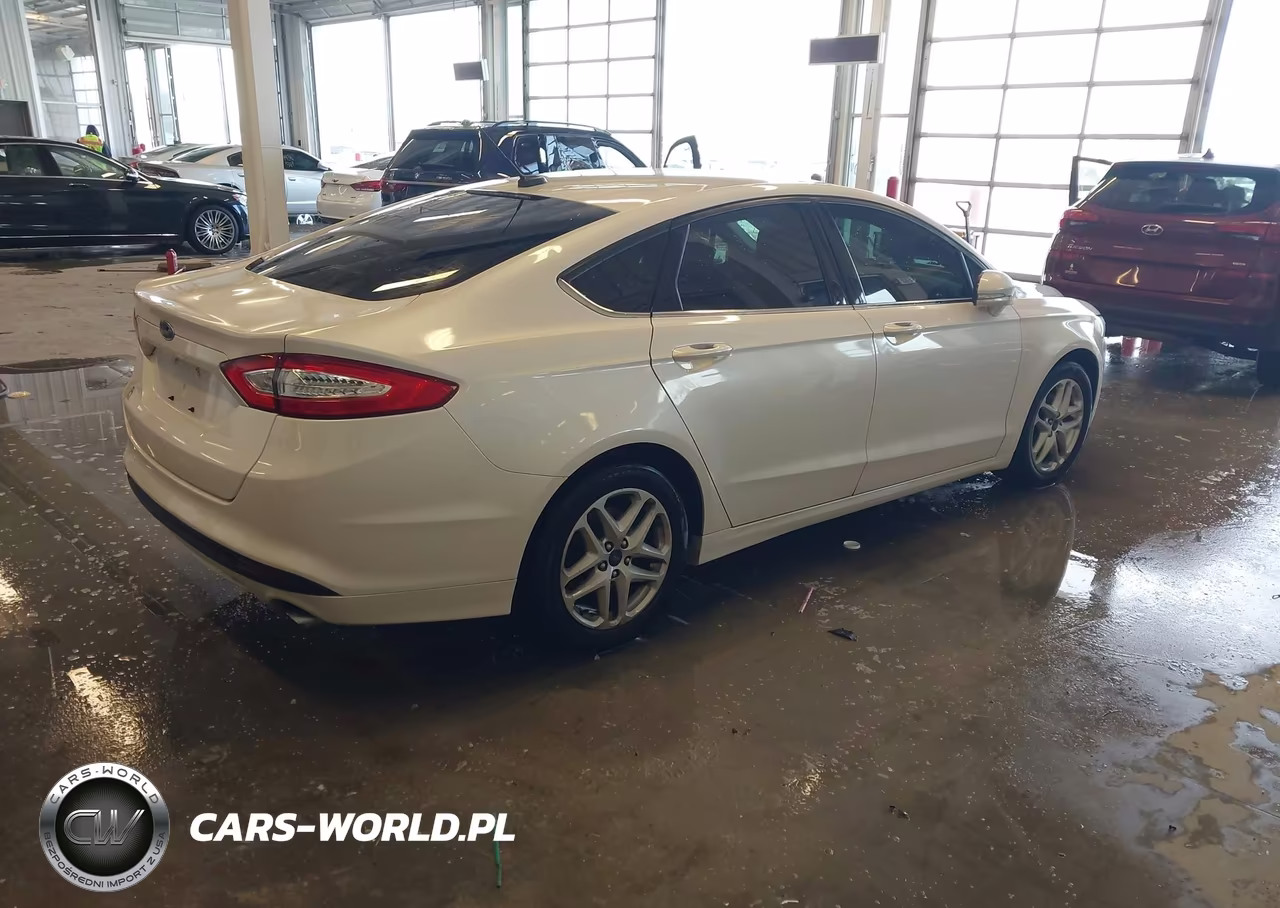 2014 Ford Fusion Se VIN:3FA6P0HD6ER336990 - 4