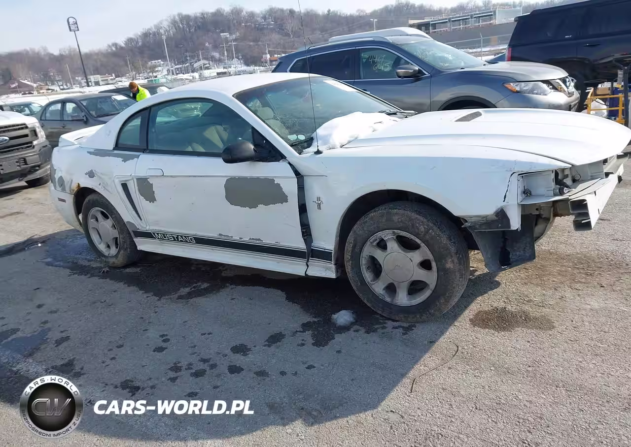 2000 Ford Mustang