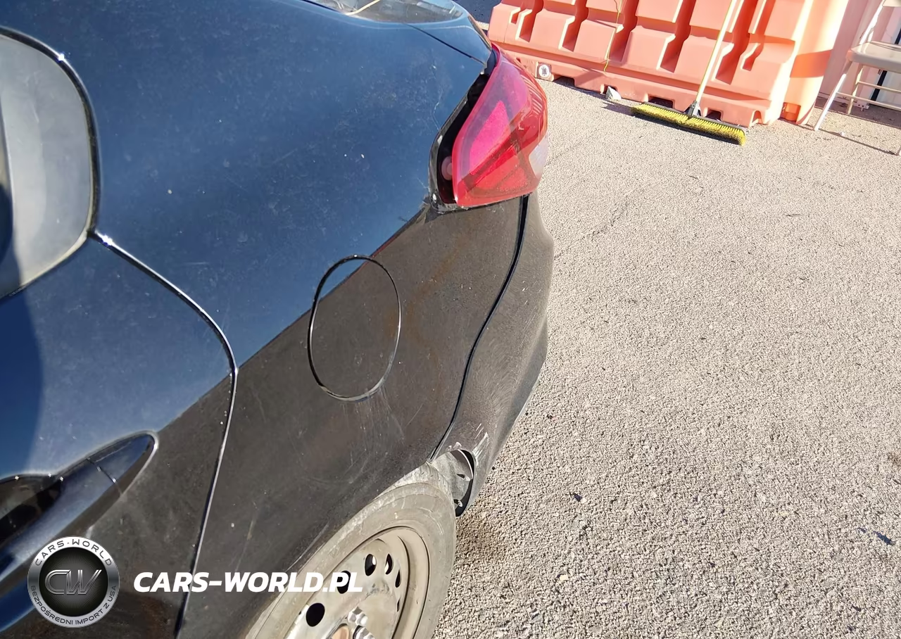 2017 Kia Forte Lx VIN:3KPFK4A77HE116676 - 6