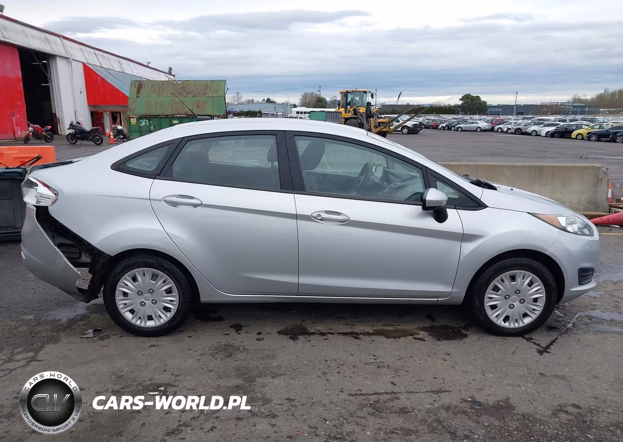 2015 Ford Fiesta S VIN:3FADP4AJ4FM124022 - 13
