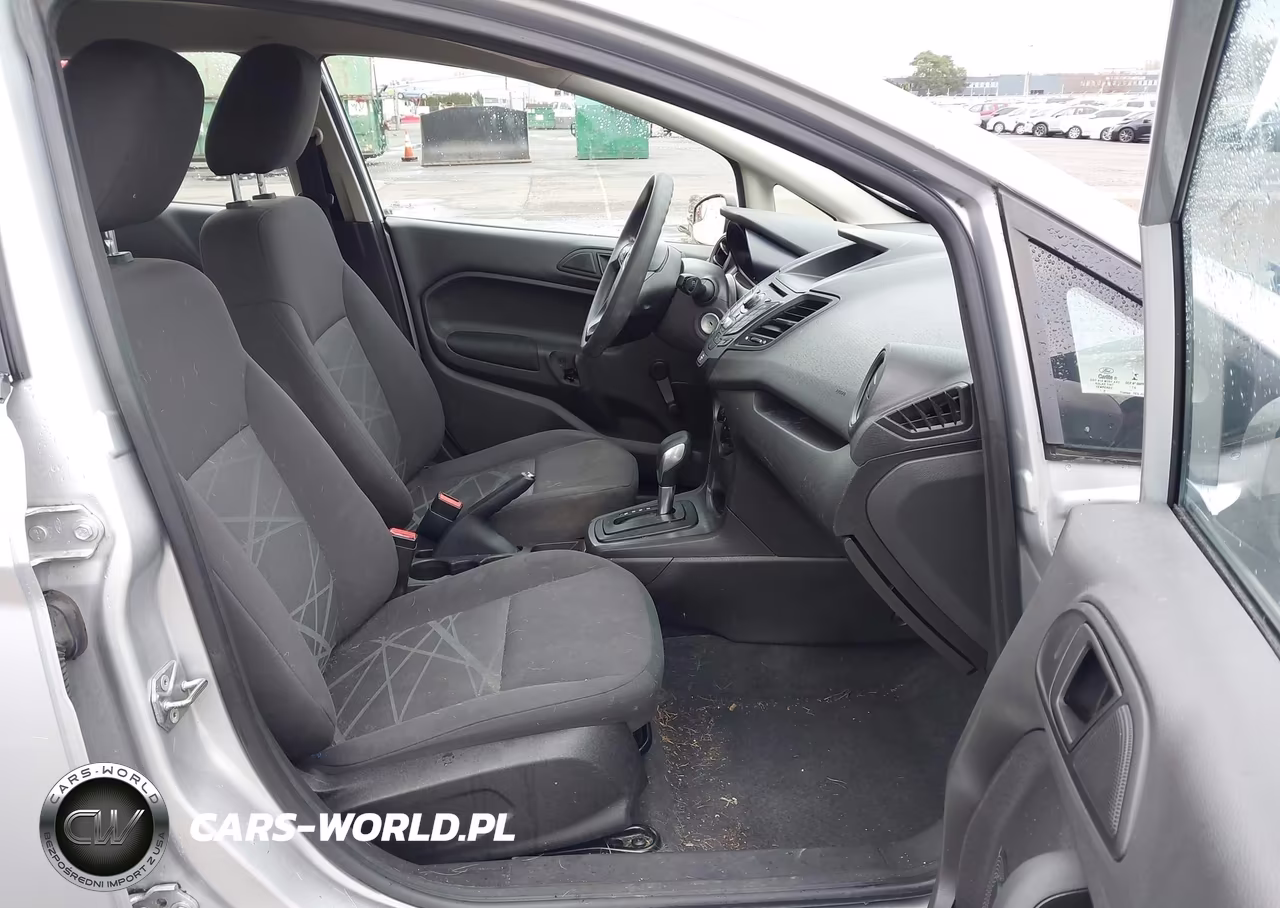 2015 Ford Fiesta S VIN:3FADP4AJ4FM124022 - 5