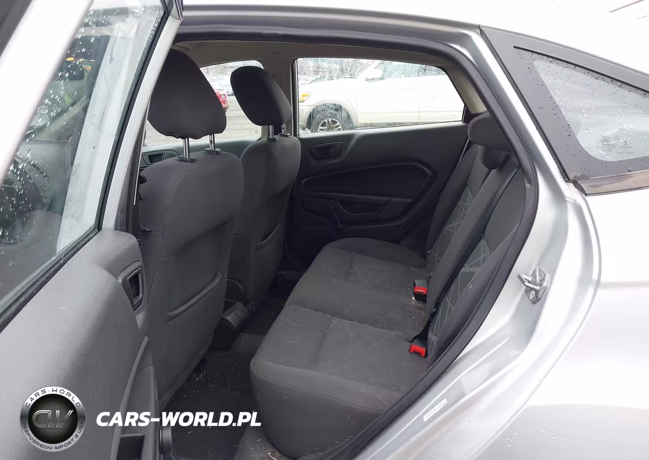 2015 Ford Fiesta S VIN:3FADP4AJ4FM124022 - 8