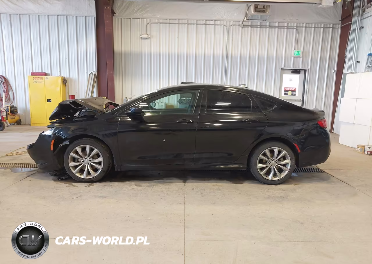 2015 Chrysler 200 S VIN:1C3CCCBB4FN681817 - 15