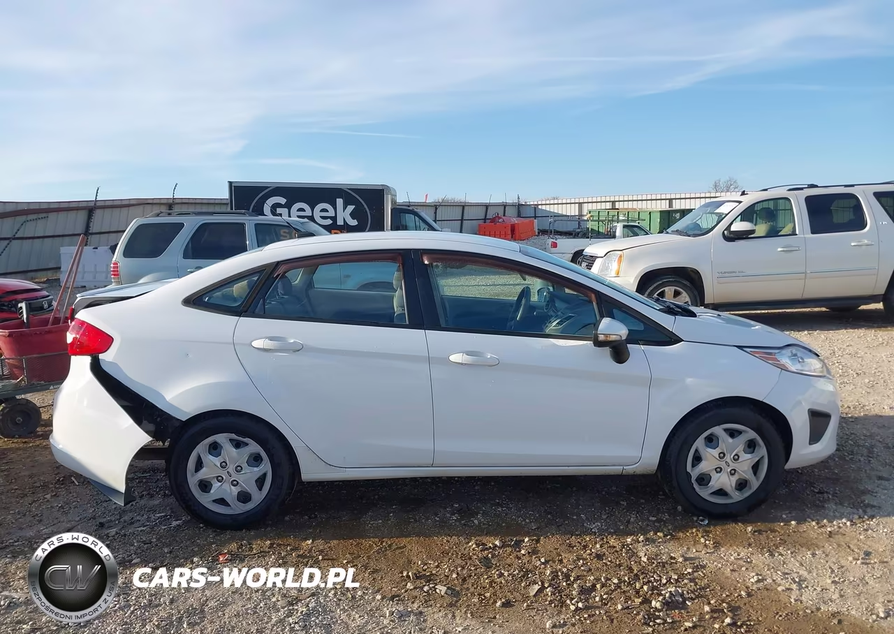 2013 Ford Fiesta Se VIN:3FADP4BJ0DM123123 - 13