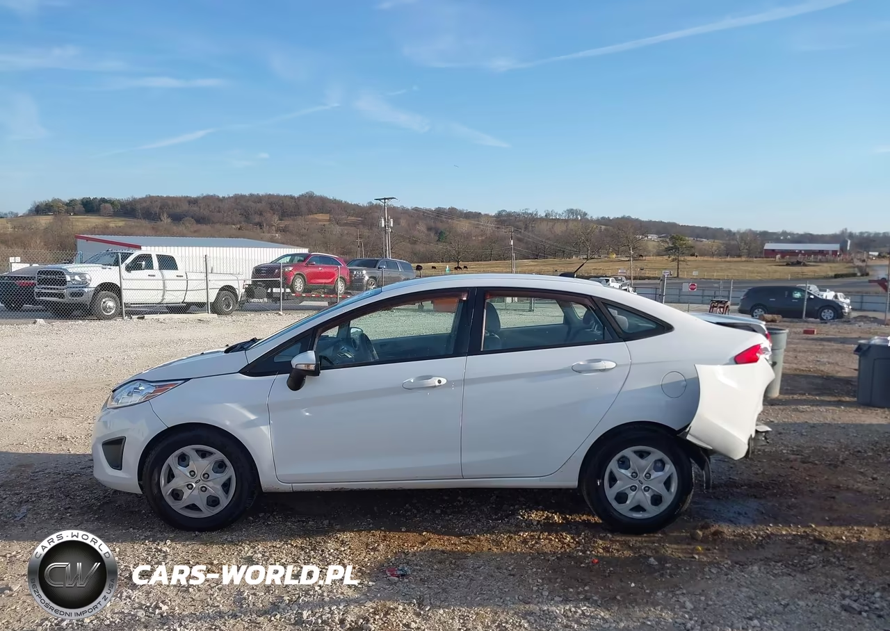 2013 Ford Fiesta Se VIN:3FADP4BJ0DM123123 - 14