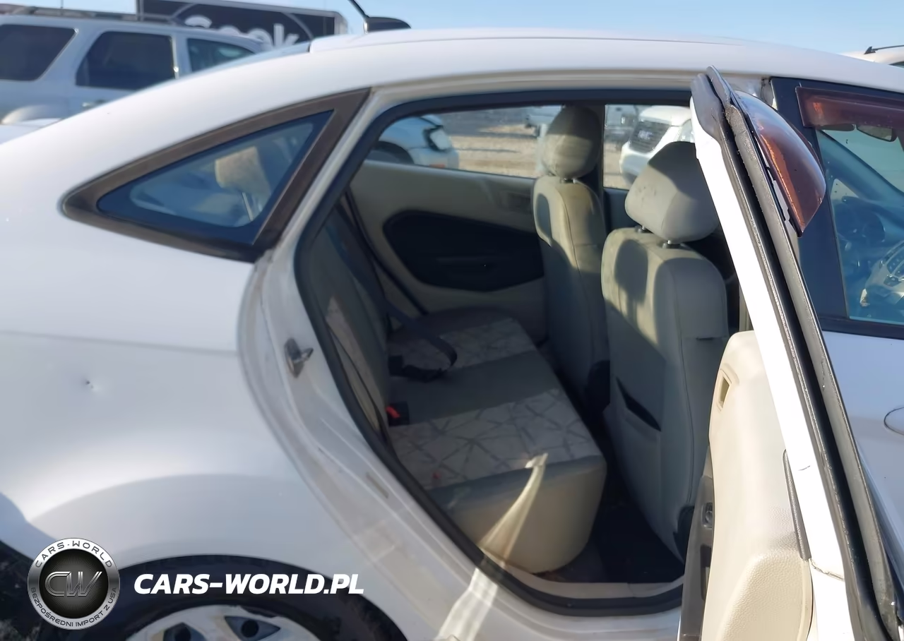 2013 Ford Fiesta Se VIN:3FADP4BJ0DM123123 - 8
