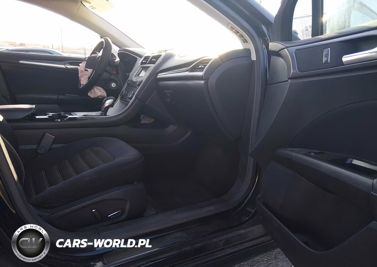 2015 Ford Fusion Se VIN:3FA6P0H71FR130620 - 5