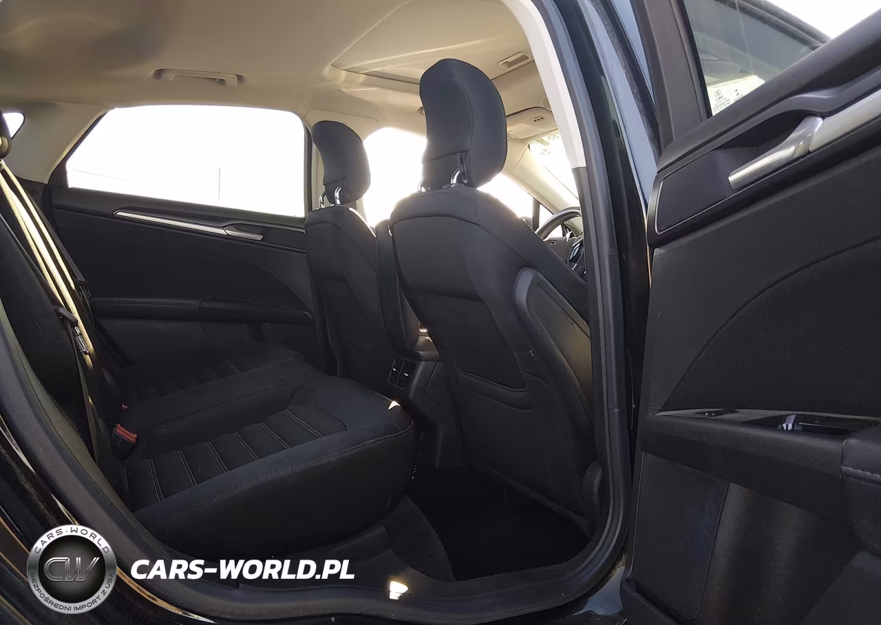 2015 Ford Fusion Se VIN:3FA6P0H71FR130620 - 8