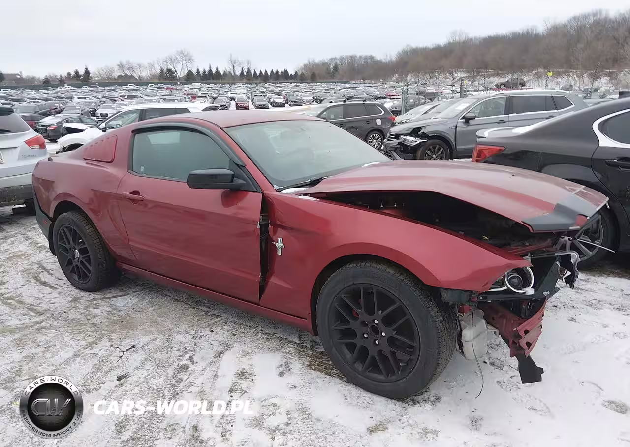 2014 Ford Mustang V6