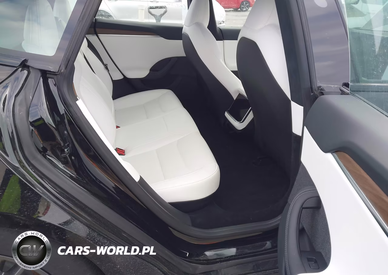 2024 Tesla Model S Long Range VIN:5YJSA1E54RF538893 - 8