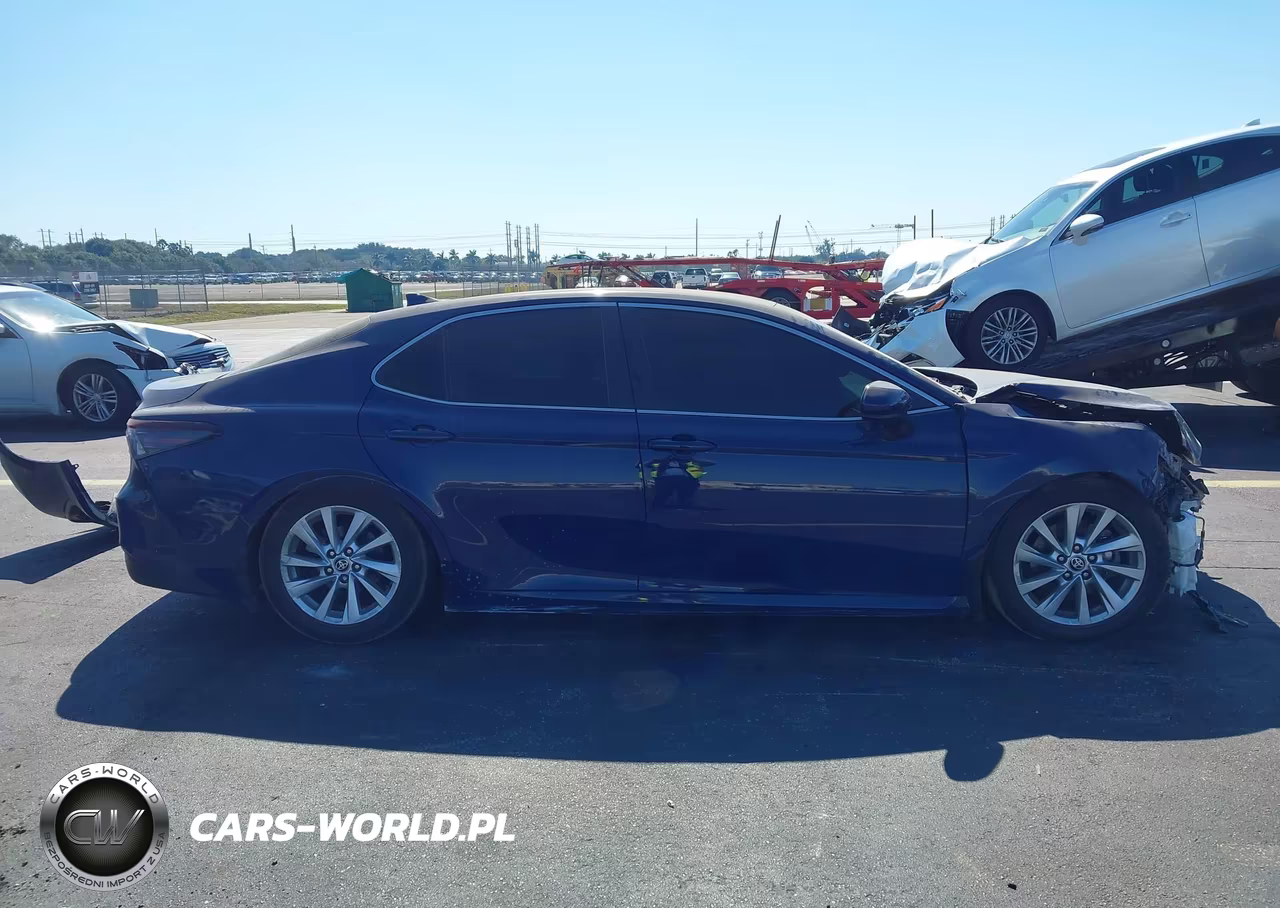 2023 Toyota Camry Le VIN:4T1C11AK1PU165344 - 13