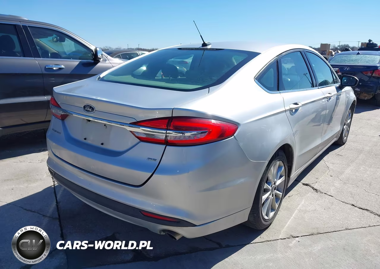 2017 Ford Fusion Se VIN:3FA6P0H72HR117989 - 4