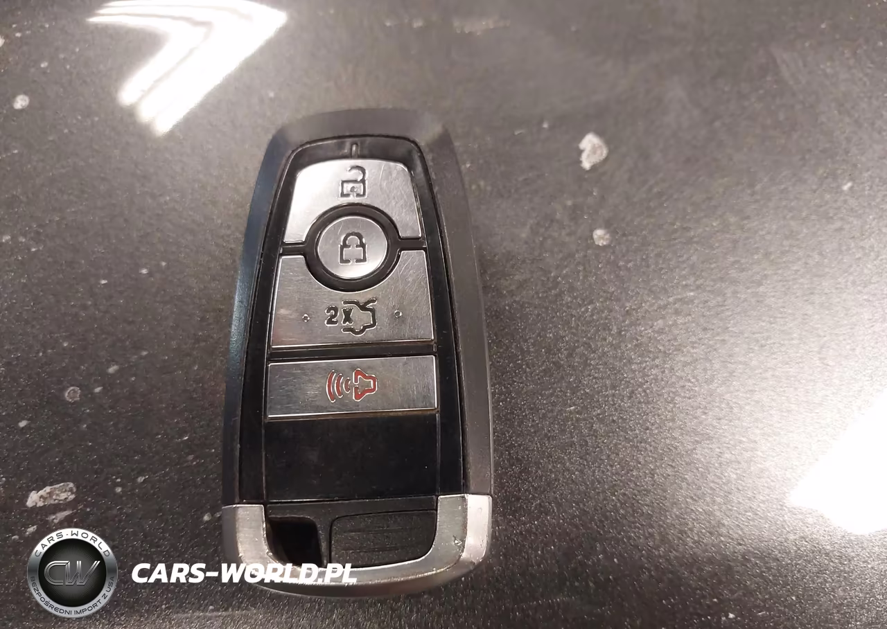 2018 Ford Edge Titanium VIN:2FMPK4K94JBB07303 - 11