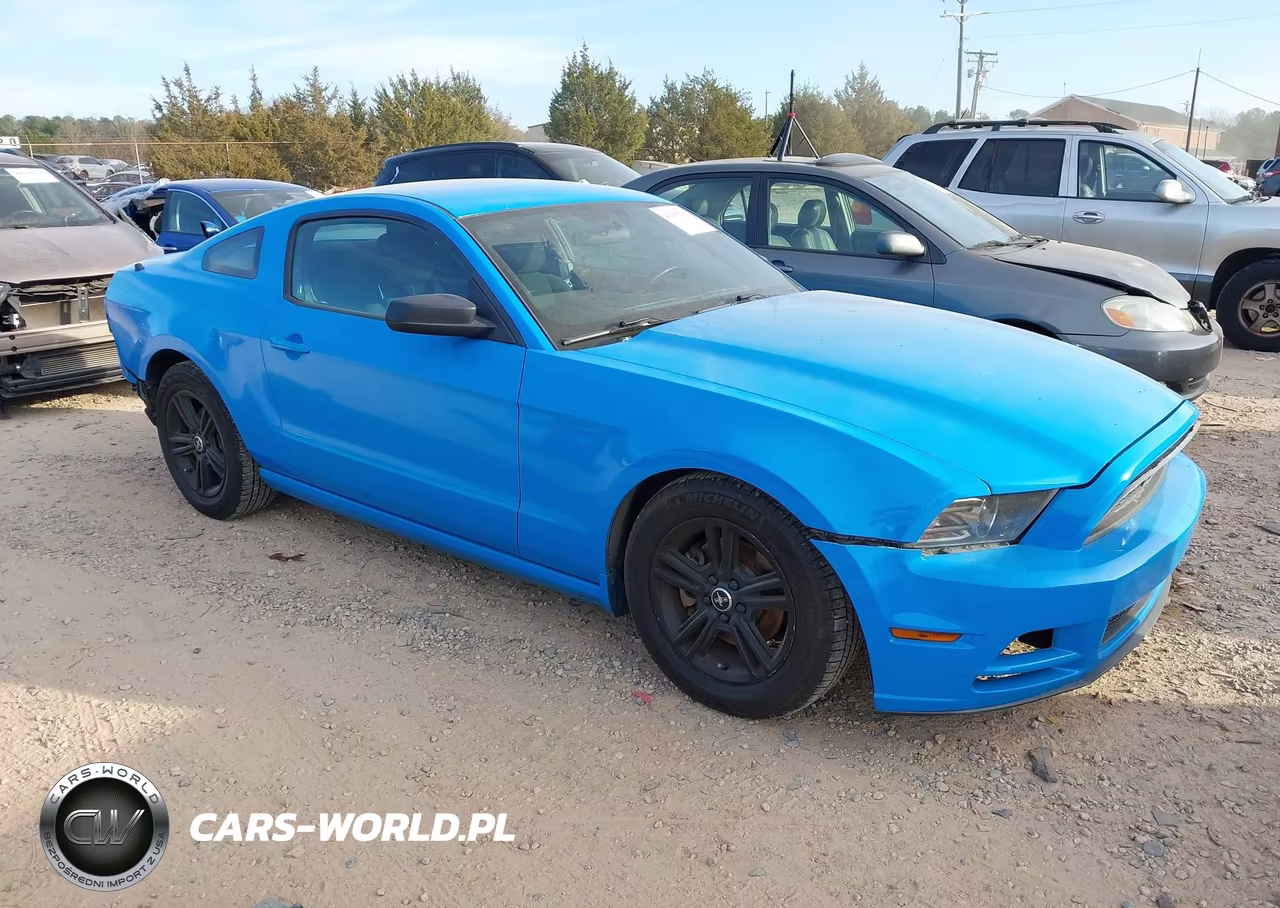 2014 Ford Mustang V6