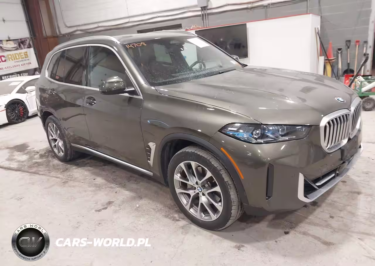 2025 BMW X5 xDrive40I