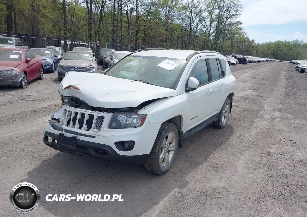 2015 Jeep Compass Latitude VIN:1C4NJDEB9FD183646 - 2