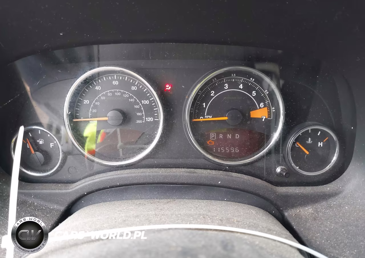2015 Jeep Compass Latitude VIN:1C4NJDEB9FD183646 - 7