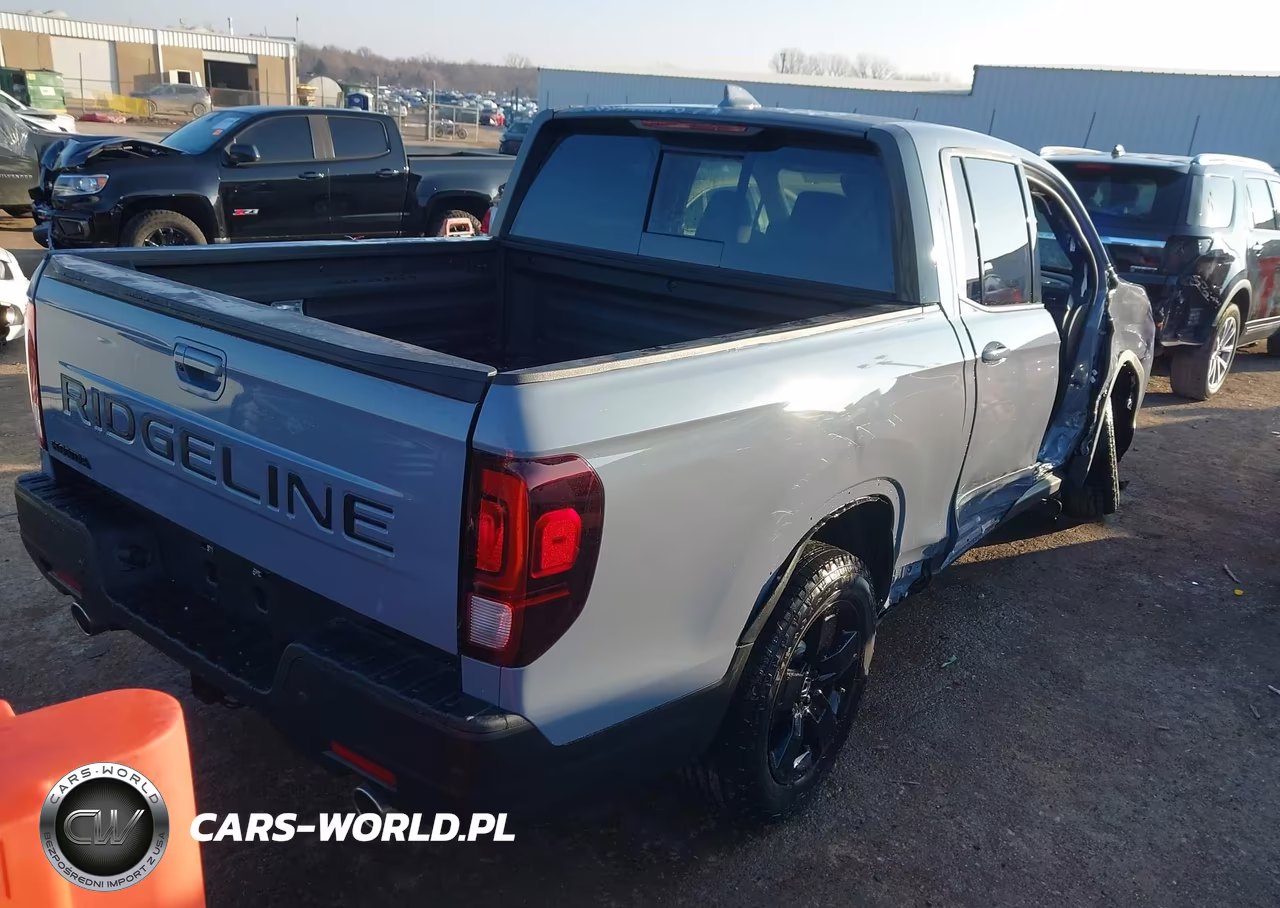 2026 Honda Ridgeline Black Edition VIN:5FPYK3F84TB005405 - 4