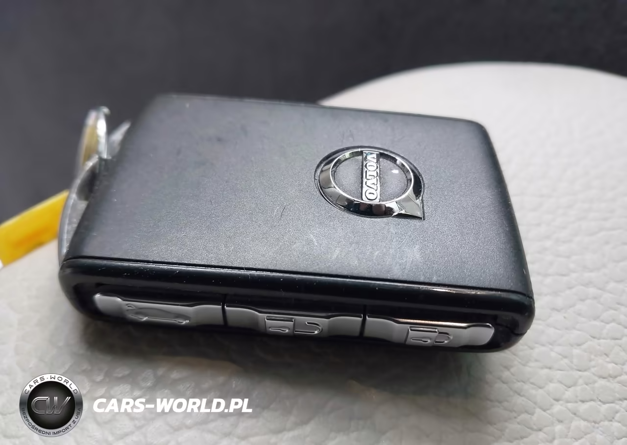 2024 Volvo Xc60 Recharge Plug-In Hybrid T8 Plus Dark Theme VIN:YV4H60DL0R1781810 - 11