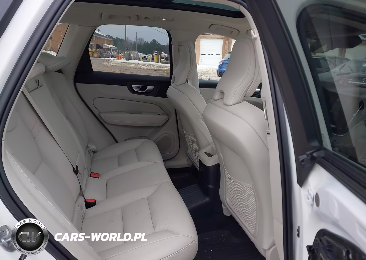 2024 Volvo Xc60 Recharge Plug-In Hybrid T8 Plus Dark Theme VIN:YV4H60DL0R1781810 - 8