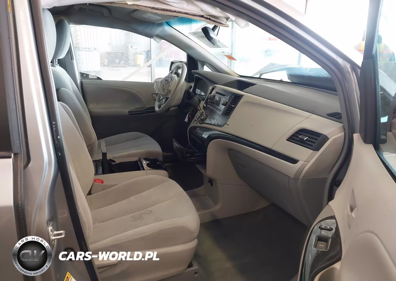 2014 Toyota Sienna Le V6 8 Passenger VIN:5TDKK3DC5ES441152 - 5