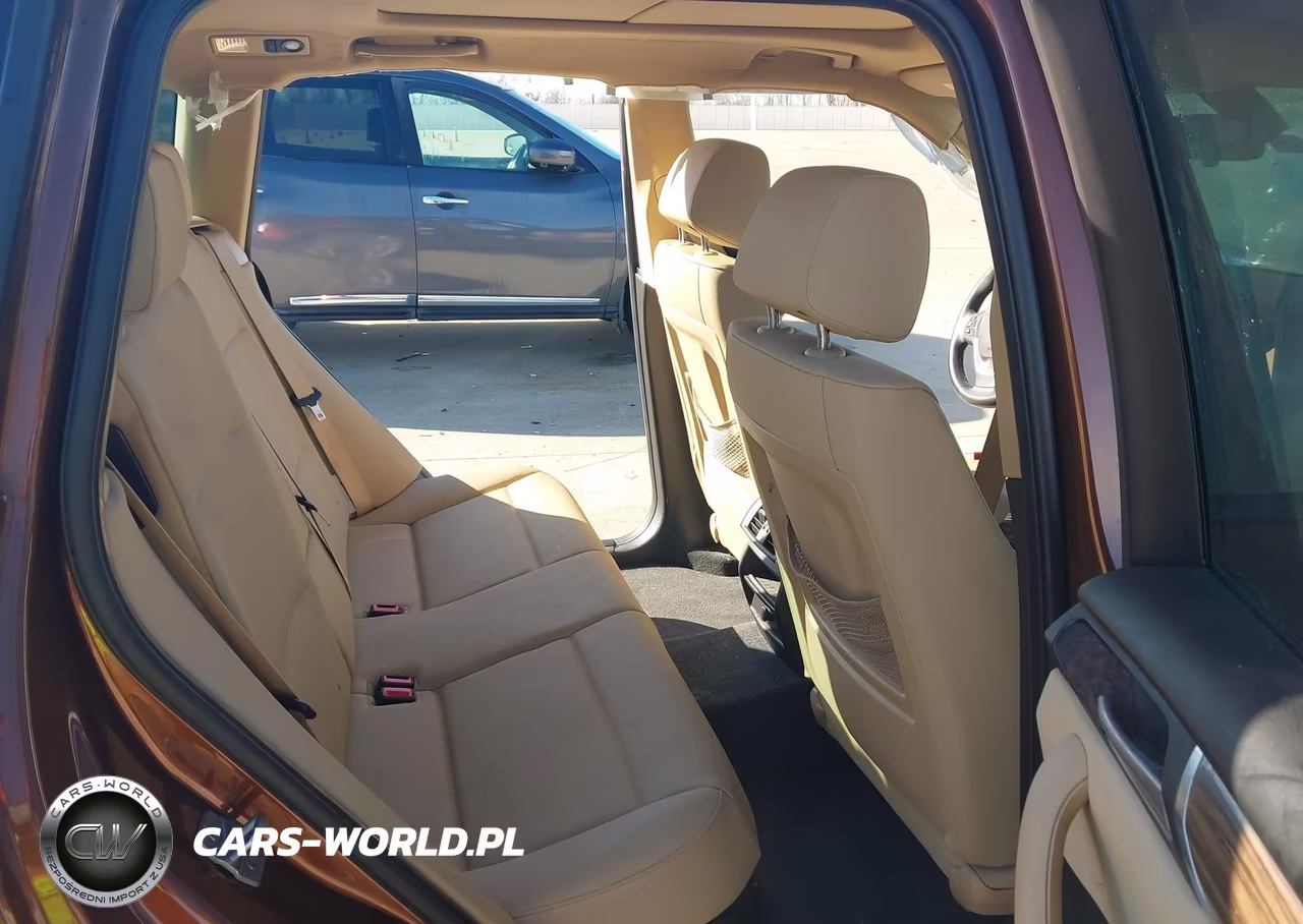 2017 BMW X3 Sdrive28I VIN:5UXWZ7C38H0X41909 - 8