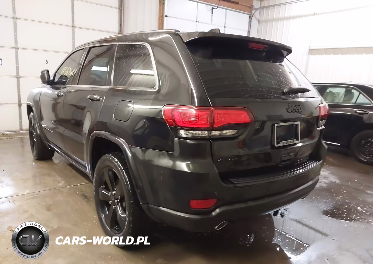 2015 Jeep Grand Cherokee Altitude VIN:1C4RJFAG5FC227601 - 3